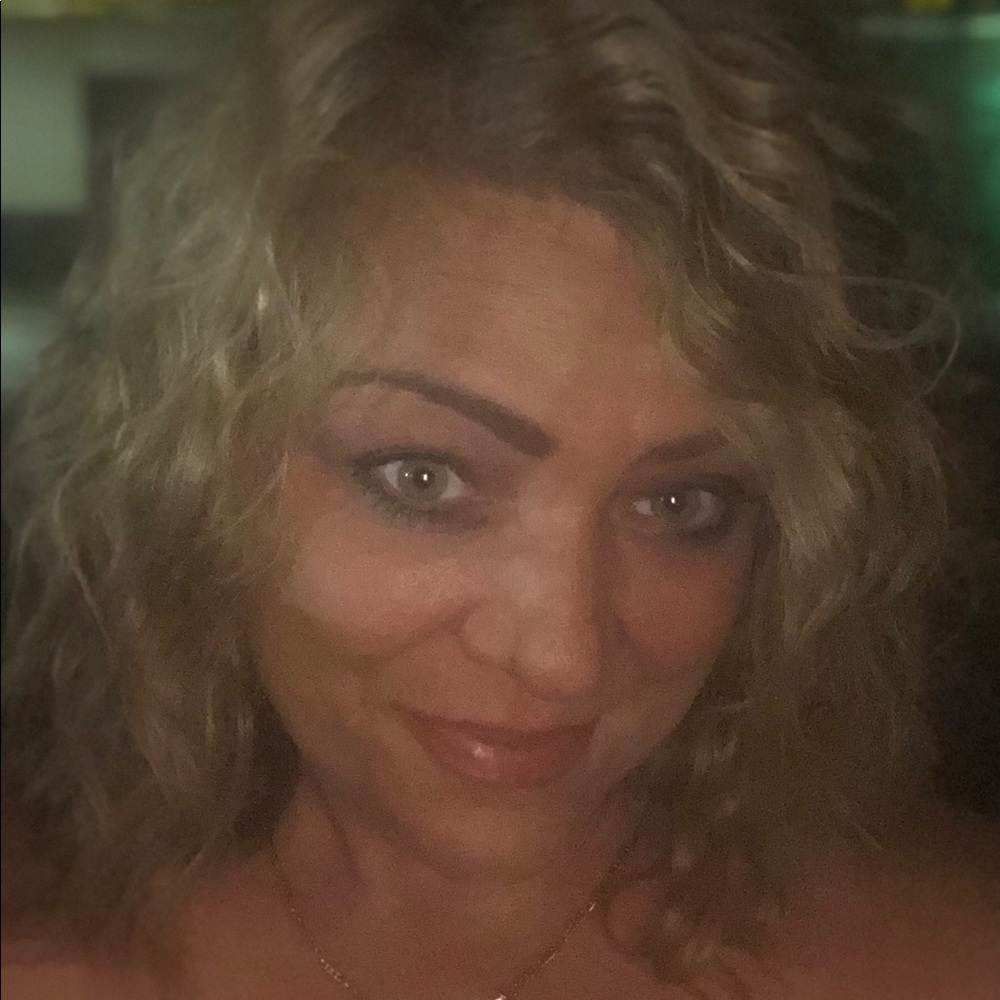 Meet your Posher, Janet